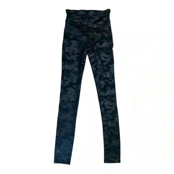 Spanx Black and Silver Gray Camo Leggings size XS New without tags - Picture 1 of 5